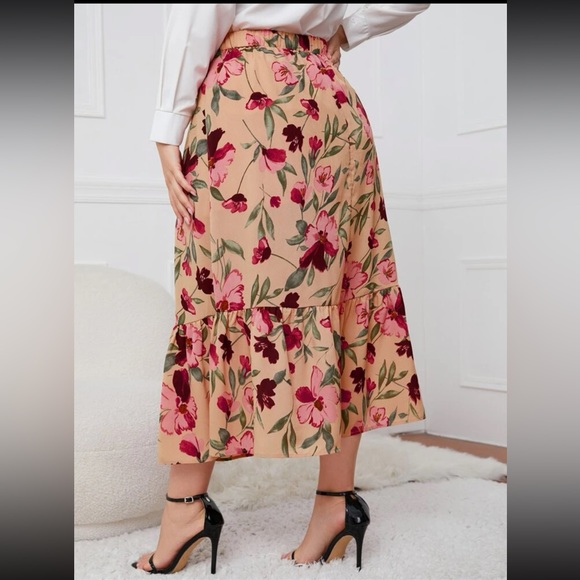 💐 Floral Midi Ruffle Skirt 💐 - Picture 4 of 6